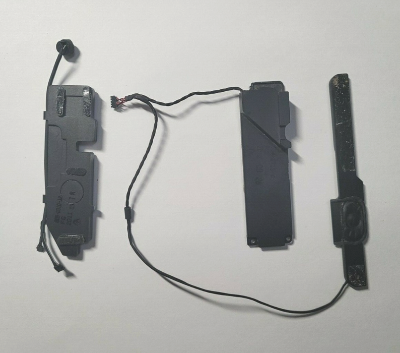Cambio de Parlantes MacBook Pro 13" A1278 (2008–2012) | Izquierdo y Derecho